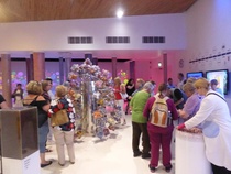 Vierailun kohokohta! "Maisteltiin" makeaa mahan täydeltä. ;-)